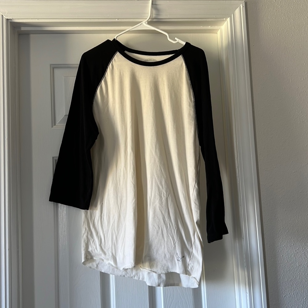 Long sleeve American Eagle “vintage t”